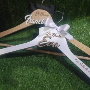 PERCHA NOVIOS